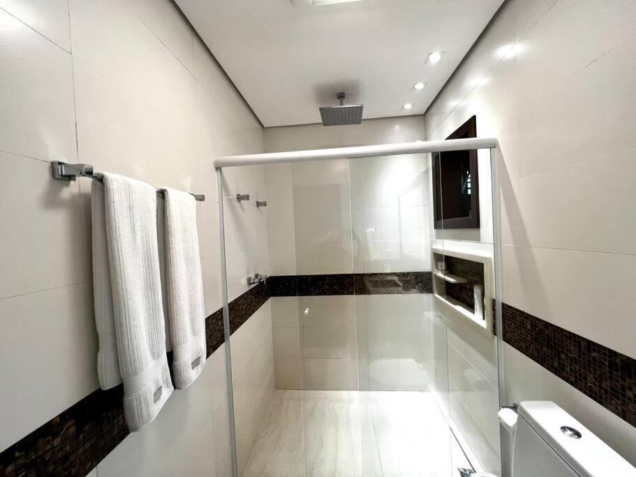 2 Aconchegantes Bangalos Angra Porto Frade Green อังกราโดสเฮย์ส ภายนอก รูปภาพ